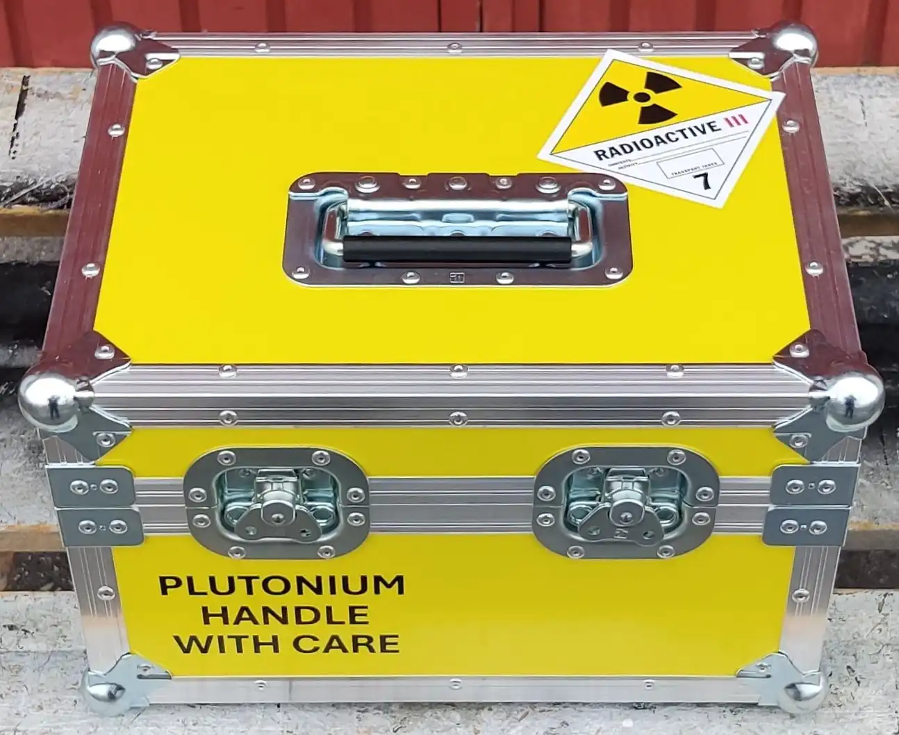 Micro caja de plutonio hecha a mano con calidad profesional